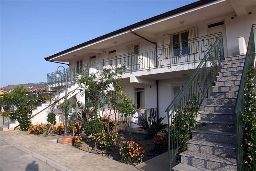 Medimare Residence Club Patti Exterior foto